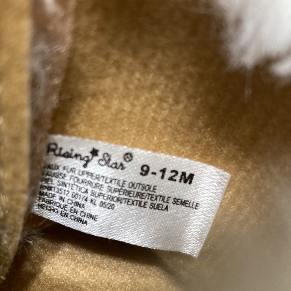 Rising star baby ugg like boots size 9-12 months - Picture 3 of 5